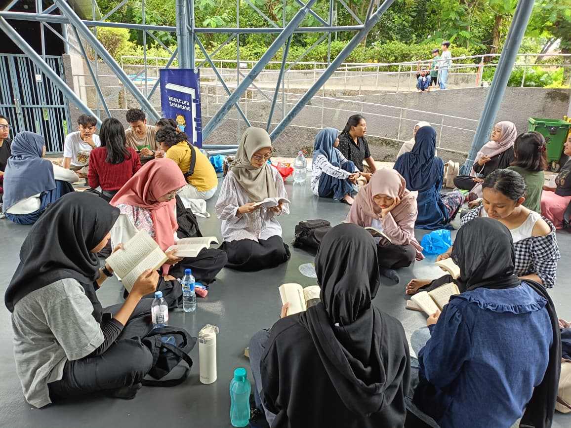 Teliti Dinamika Makna Di Book Club Semarang, Ini Temuan Mahasiswa Unnes
